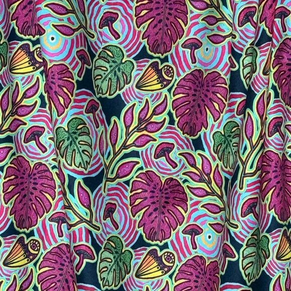 Ground Score - Colorful Leaf Pattern Robe - Picture 2 of 6